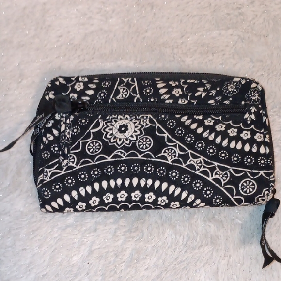 Vera Bradley Black and Cream Floral Wallet - Picture 4 of 13